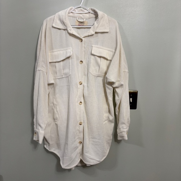 Ashley by 26 International Corduroy utility button down white Medium jacket - Picture 1 of 7